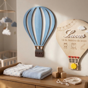 Placa de Nascimento de Madeira - Balões de Ar Quente